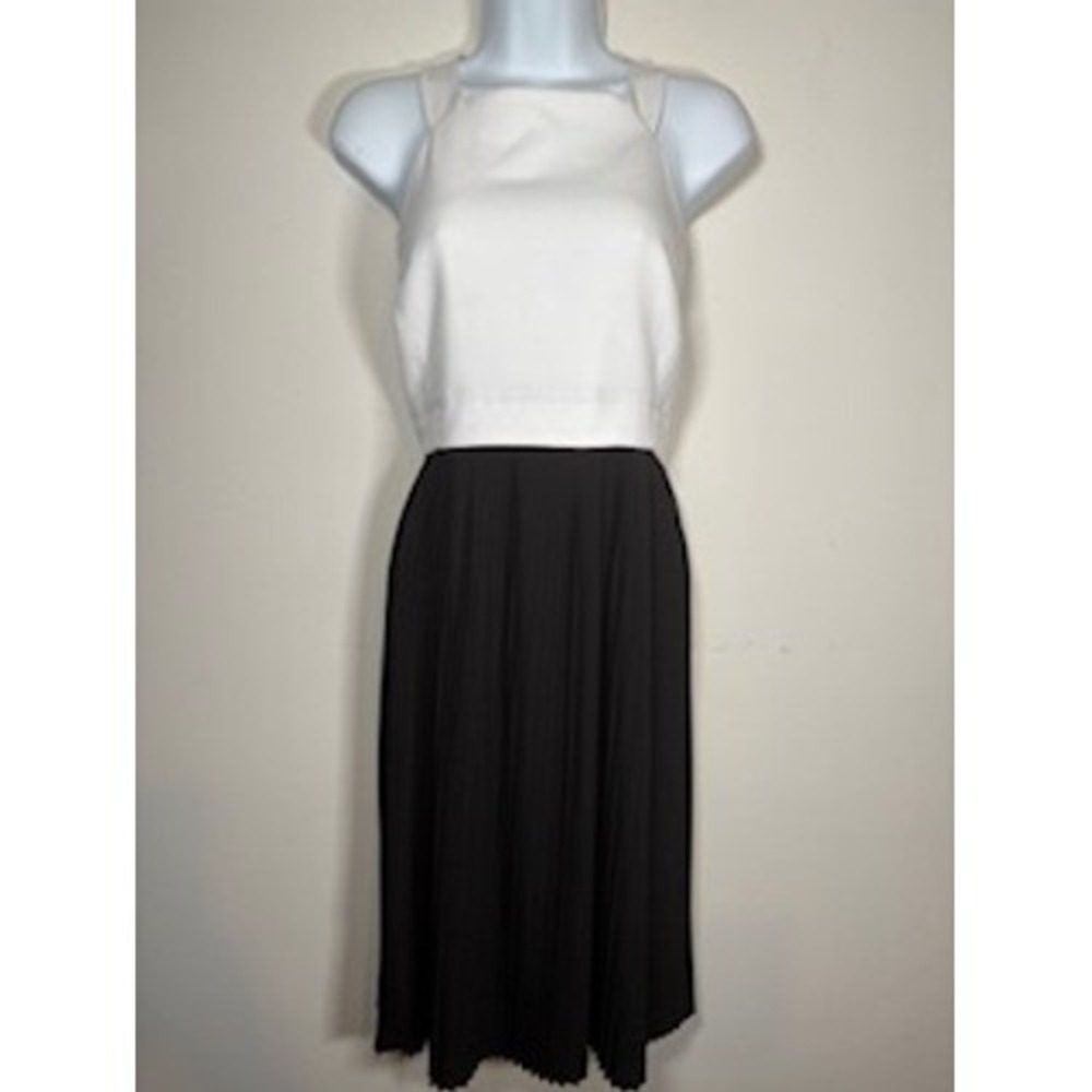 Calvin Klein Midi Dress White Black Excellent Pleated Colorblock Size 14